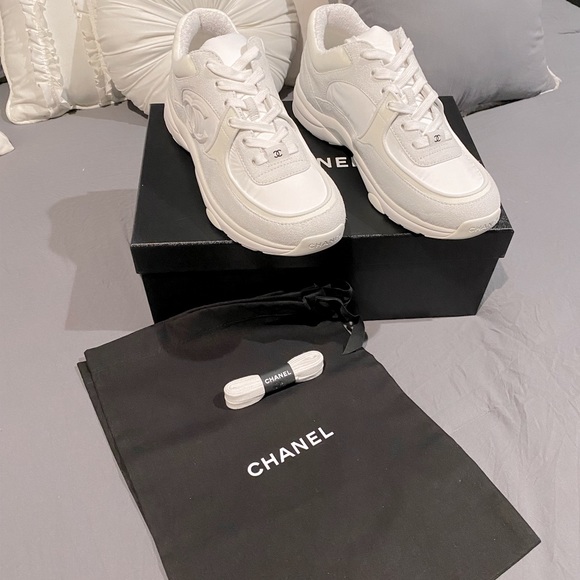 🤍BRAND NEW CHANEL WHITE REV TRAINERS🤍 - Picture 3 of 14